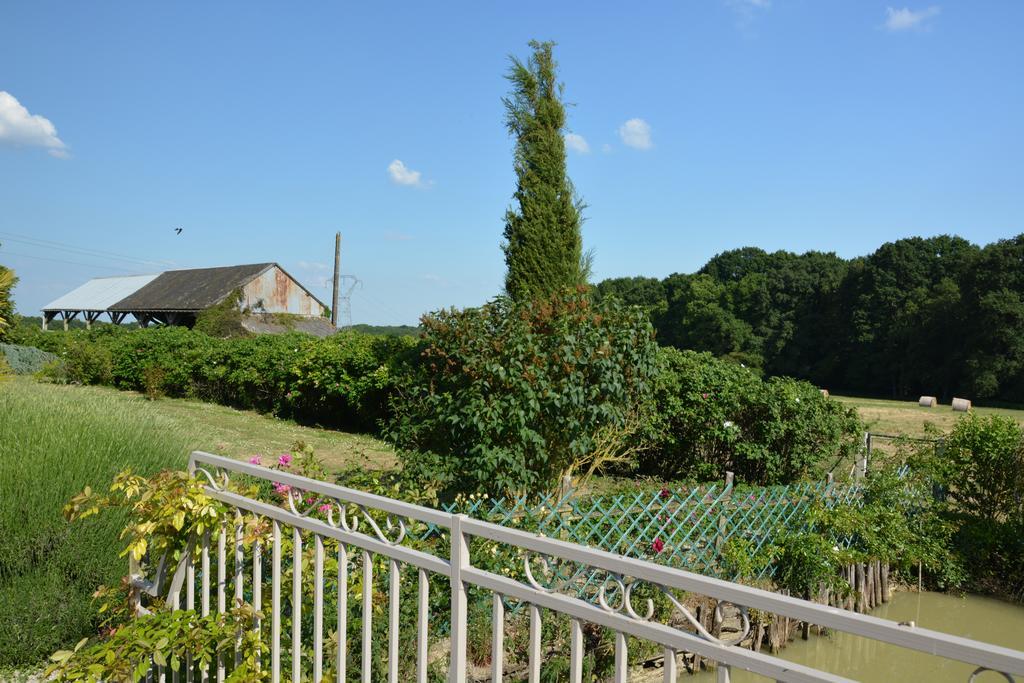 Hotel Tartigousse à Saint-Aignan  Extérieur photo